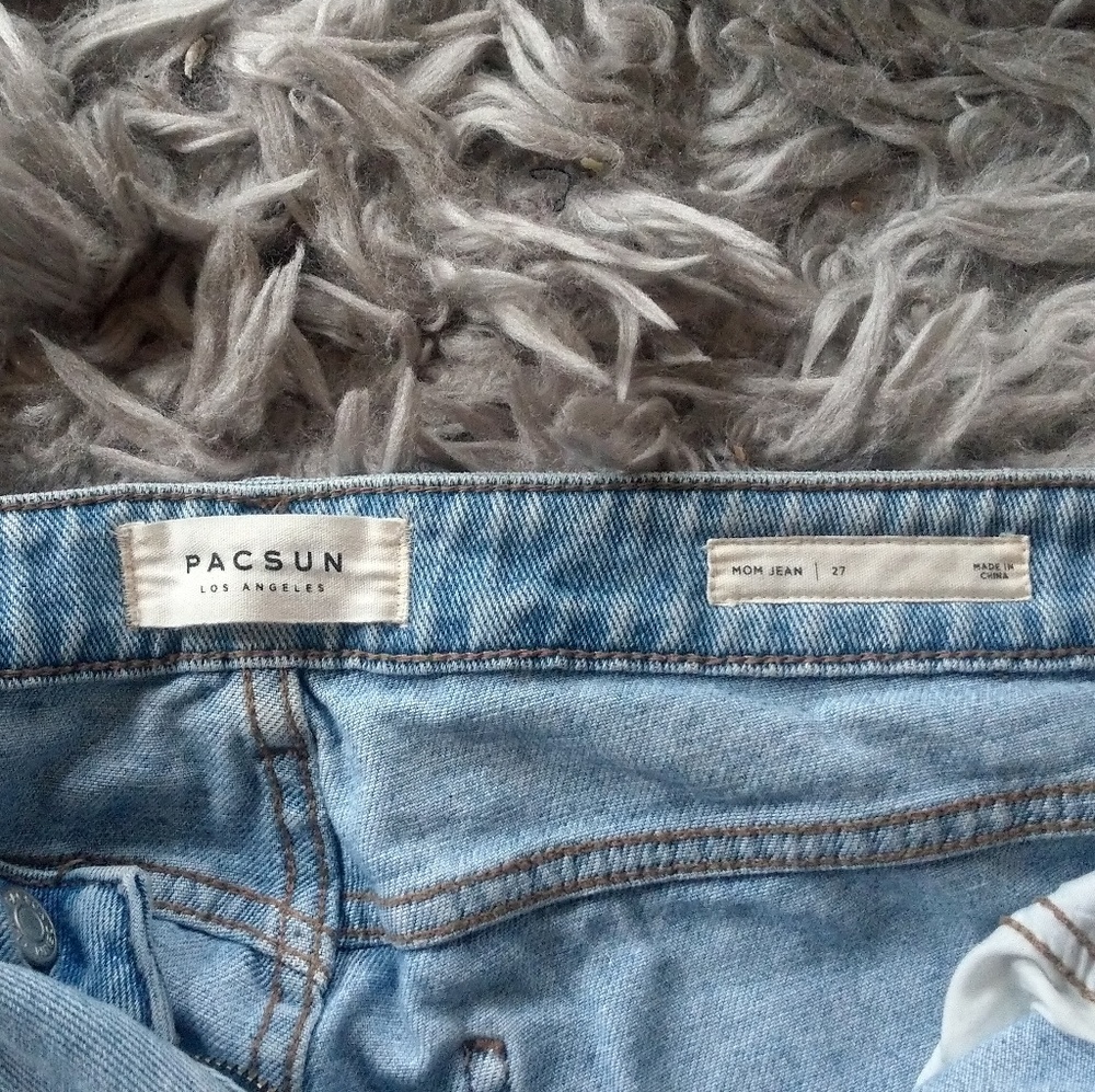 Pacsun lightwash mom jean